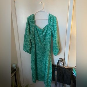 Boohoo Green Floral Midi Dress